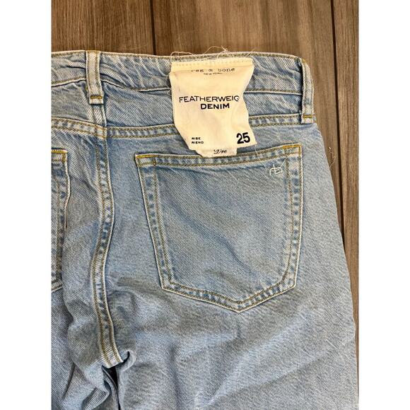 Rag & Bone Featherweight Denim Jeans Blue Size 25 Straight Leg Light Wash Soft - Picture 4 of 4